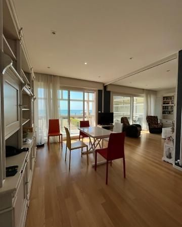 Appartamento Frontemare Da Michi E2 Lido di Jesolo Luaran gambar